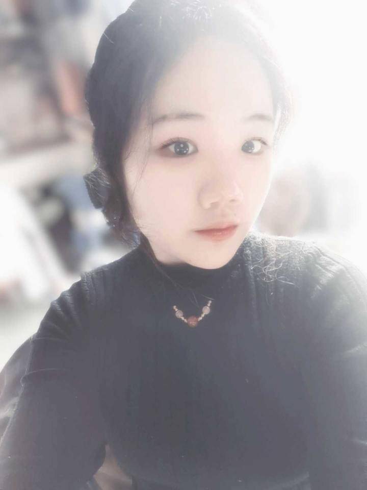 山东00后诗人林欣雅休闲区蓝鸢梦想 - Www.slyday.coM 山东00后诗人林欣雅休闲区蓝鸢梦想 - Www.slyday.coM