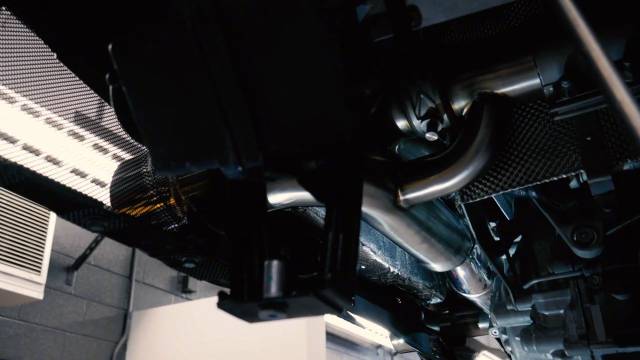 视频：法拉利488 GTB改装排气，这个声浪你喜欢吗？