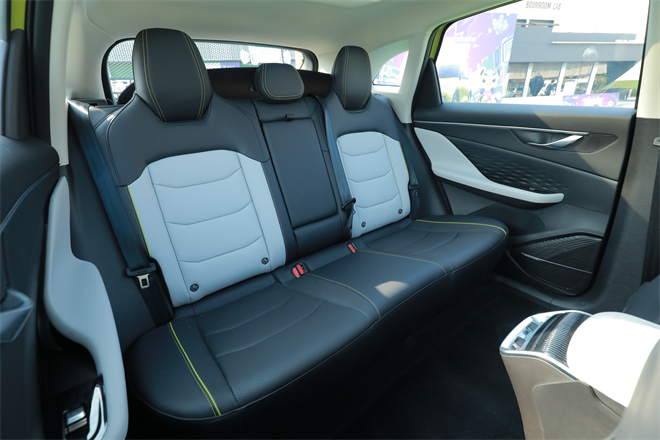 超越期待的智能燃油SUV,“大魔王”北汽魔方酷飒来袭休闲区蓝鸢梦想 - Www.slyday.coM 超越期待的智能燃油SUV,“大魔王”北汽魔方酷飒来袭休闲区蓝鸢梦想 - Www.slyday.coM