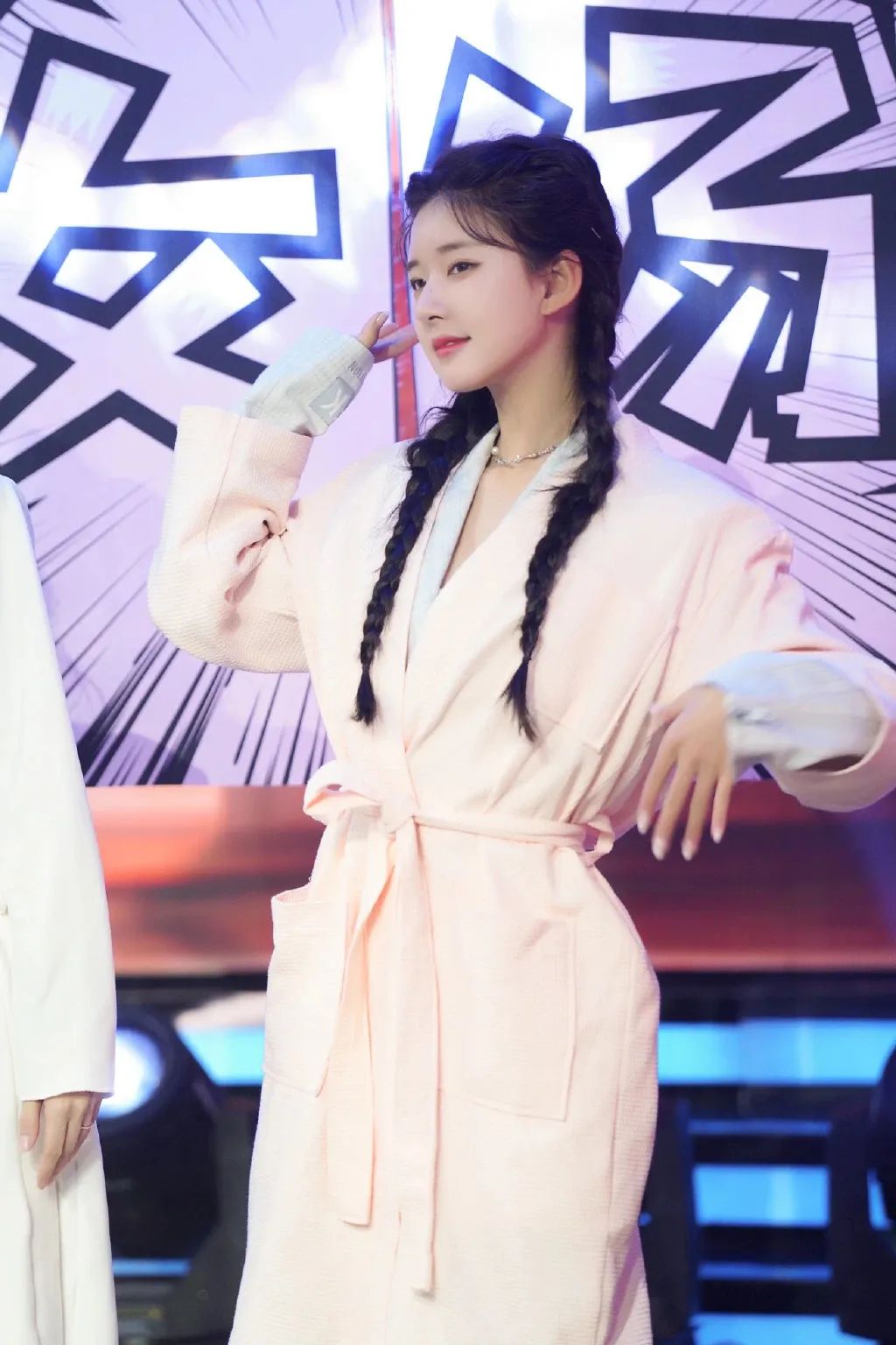 如何逆袭成为发量王者?!休闲区蓝鸢梦想 - Www.slyday.coM 如何逆袭成为发量王者?!休闲区蓝鸢梦想 - Www.slyday.coM