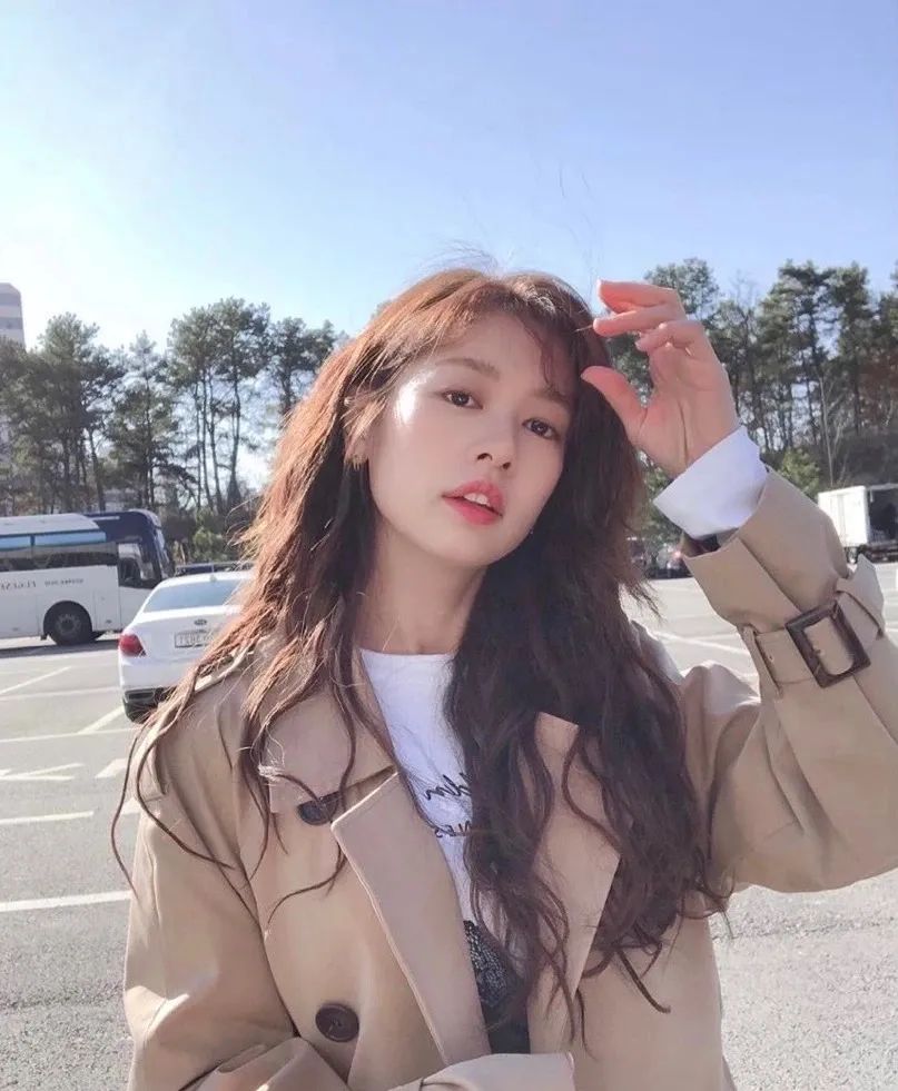 如何逆袭成为发量王者?!休闲区蓝鸢梦想 - Www.slyday.coM 如何逆袭成为发量王者?!休闲区蓝鸢梦想 - Www.slyday.coM