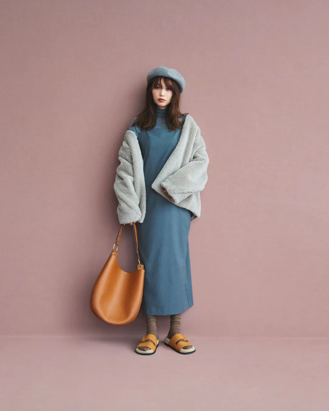 潮搭汇丨蛯原友里的高级质感秋冬穿搭休闲区蓝鸢梦想 - Www.slyday.coM 潮搭汇丨蛯原友里的高级质感秋冬穿搭休闲区蓝鸢梦想 - Www.slyday.coM