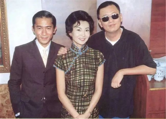 胡歌喺剧组过咗三个生日,《繁花》竟然仲未拍完!王家卫“拖延症”又发作?休闲区蓝鸢梦想 - Www.slyday.coM 胡歌喺剧组过咗三个生日,《繁花》竟然仲未拍完!王家卫“拖延症”又发作?休闲区蓝鸢梦想 - Www.slyday.coM