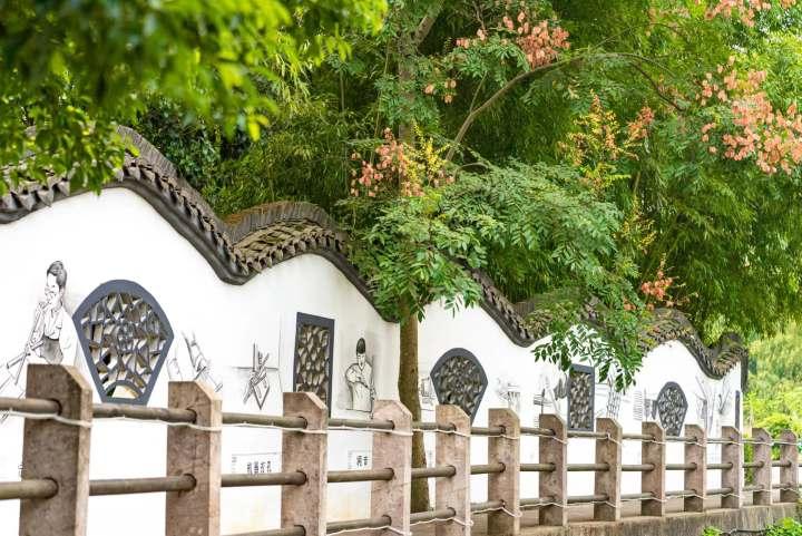 国内顶尖音乐学院毕业生聚集在杭州这个小山村,要干一番大事业休闲区蓝鸢梦想 - Www.slyday.coM 国内顶尖音乐学院毕业生聚集在杭州这个小山村,要干一番大事业休闲区蓝鸢梦想 - Www.slyday.coM