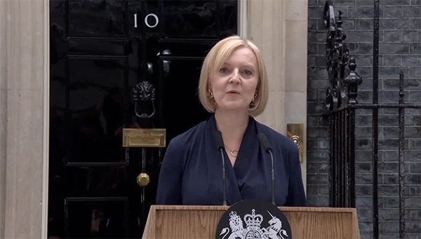 视频|上任45天!特拉斯辞职后发文:留任至新首相选出休闲区蓝鸢梦想 - Www.slyday.coM 视频|上任45天!特拉斯辞职后发文:留任至新首相选出休闲区蓝鸢梦想 - Www.slyday.coM