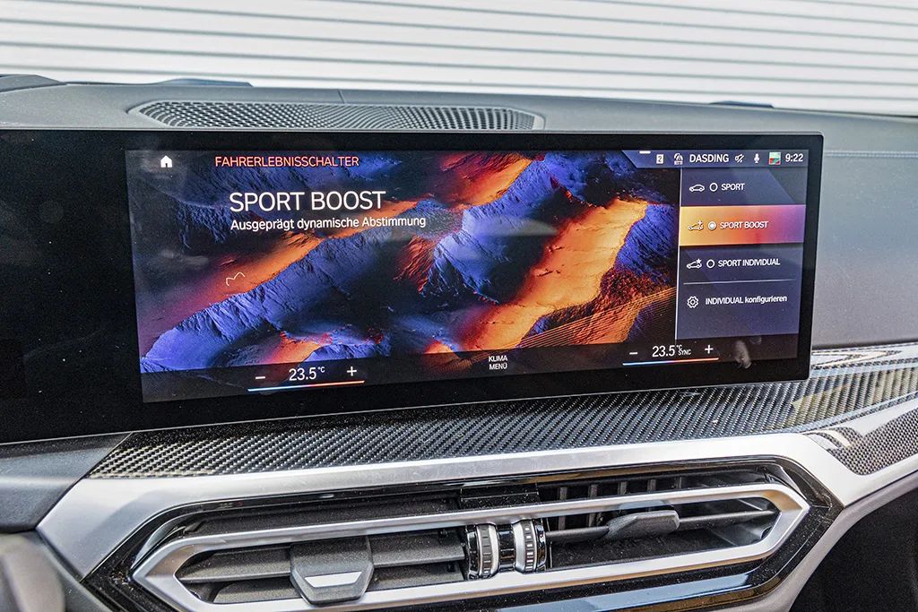 【德味】高性能玩具:特斯拉Model 3、极星2和BMW i4 M50休闲区蓝鸢梦想 - Www.slyday.coM 【德味】高性能玩具:特斯拉Model 3、极星2和BMW i4 M50休闲区蓝鸢梦想 - Www.slyday.coM