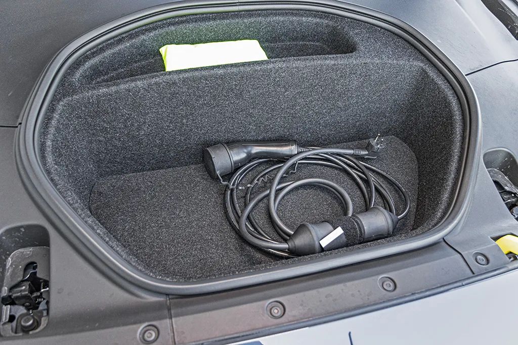 【德味】高性能玩具:特斯拉Model 3、极星2和BMW i4 M50休闲区蓝鸢梦想 - Www.slyday.coM 【德味】高性能玩具:特斯拉Model 3、极星2和BMW i4 M50休闲区蓝鸢梦想 - Www.slyday.coM