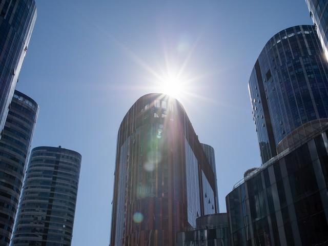 F0.95的诱惑 老蛙两款新定焦镜头评测休闲区蓝鸢梦想 - Www.slyday.coM F0.95的诱惑 老蛙两款新定焦镜头评测休闲区蓝鸢梦想 - Www.slyday.coM