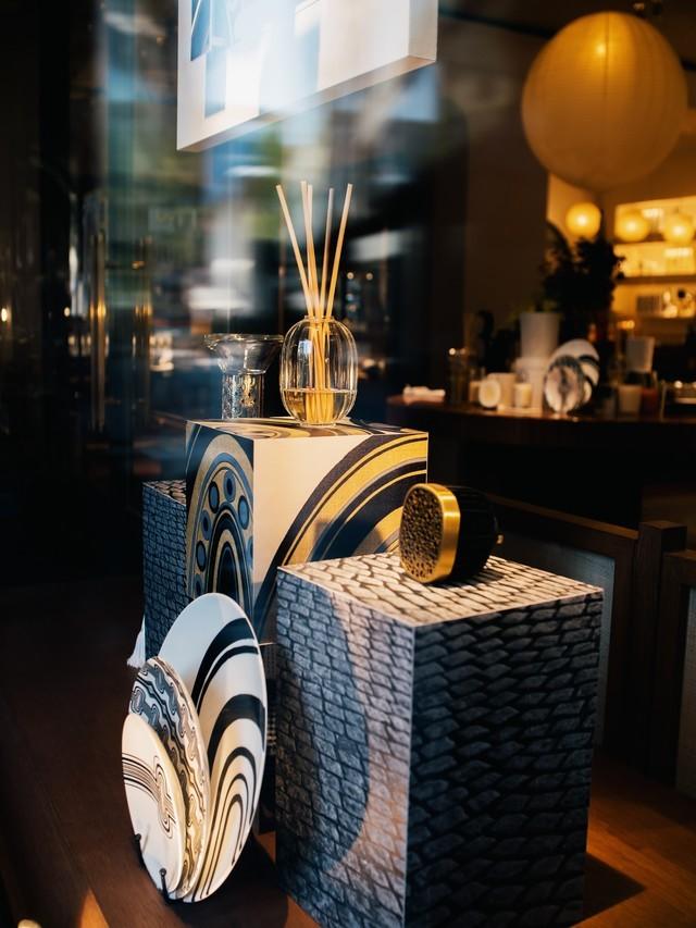 F0.95的诱惑 老蛙两款新定焦镜头评测休闲区蓝鸢梦想 - Www.slyday.coM F0.95的诱惑 老蛙两款新定焦镜头评测休闲区蓝鸢梦想 - Www.slyday.coM