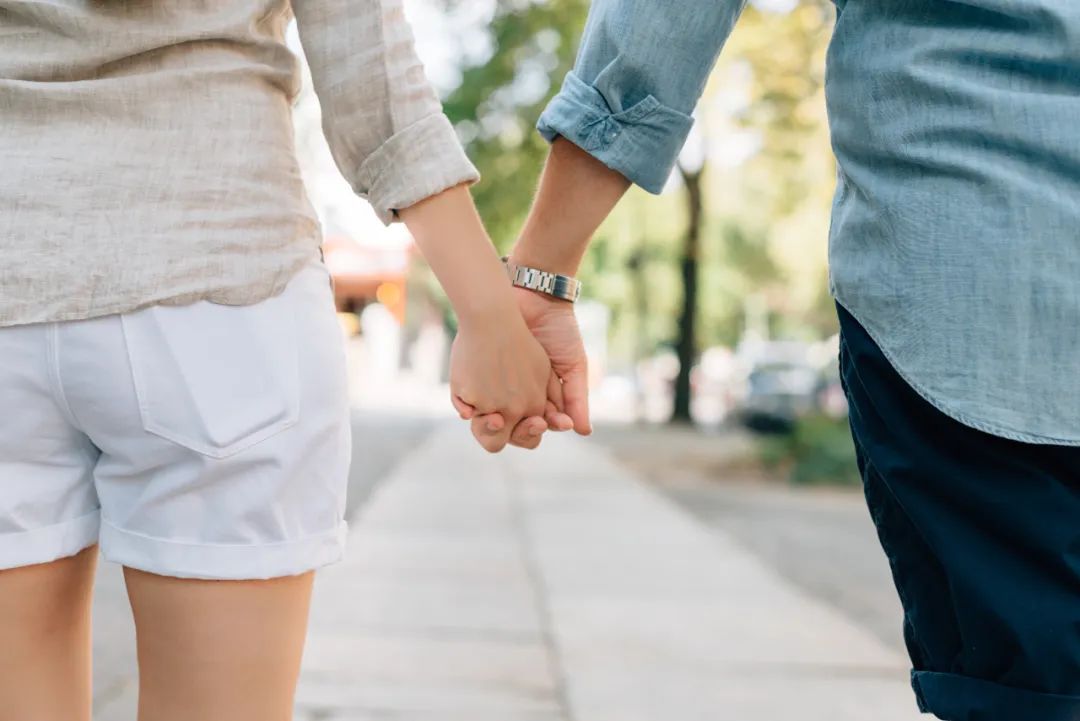 结婚后才明白:年轻和美貌是最无用的