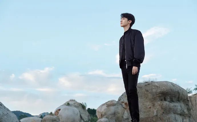 李昂昂的朋友圈休闲区蓝鸢梦想 - Www.slyday.coM 李昂昂的朋友圈休闲区蓝鸢梦想 - Www.slyday.coM