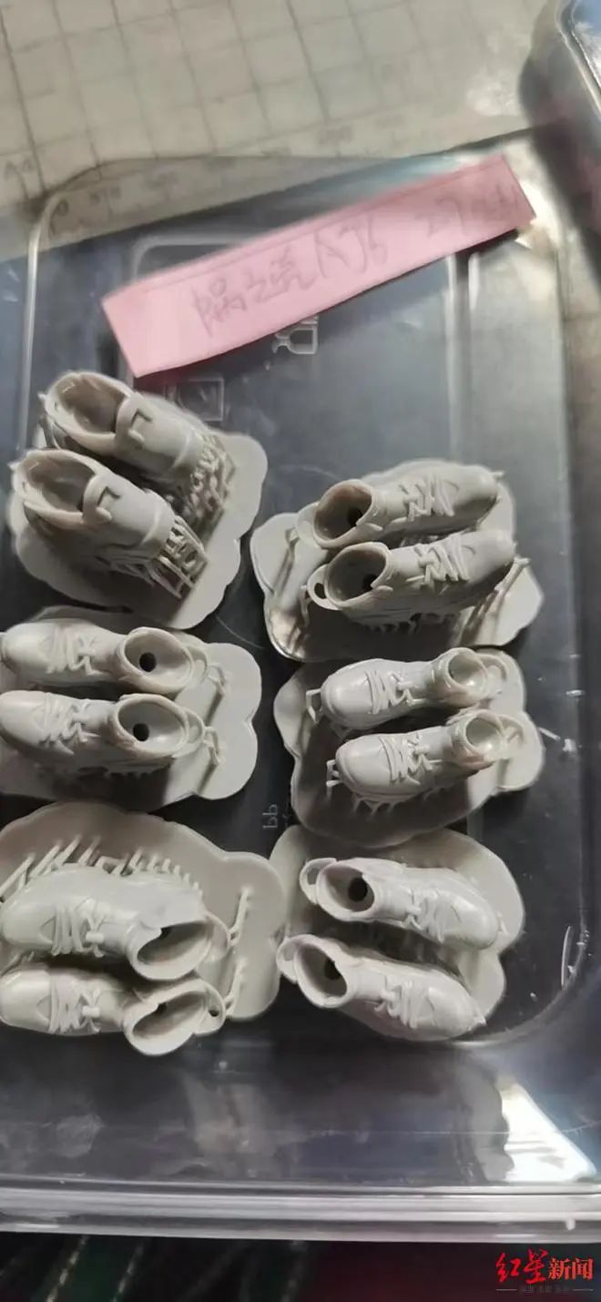 25岁模型玩家去世,53岁母亲继承遗志学3D打印:模型世界再见休闲区蓝鸢梦想 - Www.slyday.coM 25岁模型玩家去世,53岁母亲继承遗志学3D打印:模型世界再见休闲区蓝鸢梦想 - Www.slyday.coM