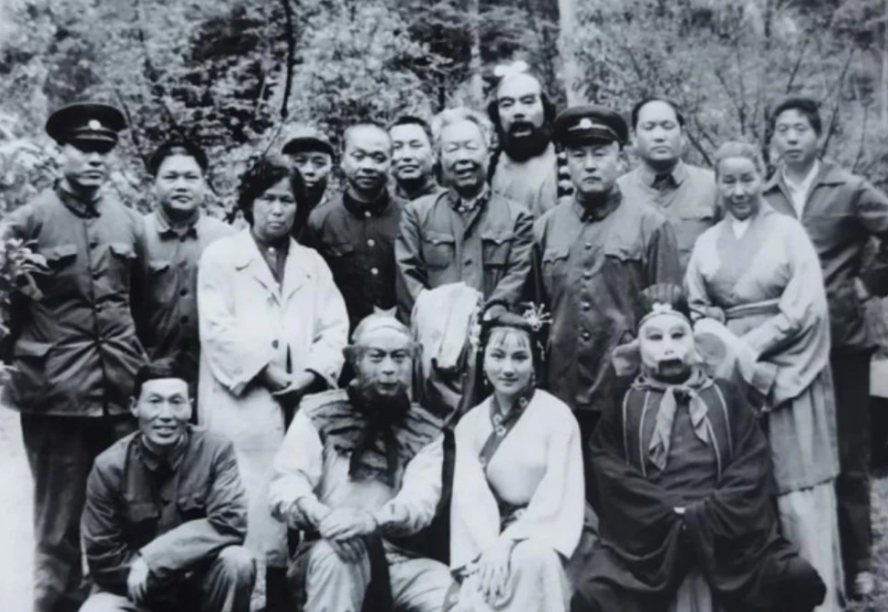 86版《西游记》又痛失一老戏骨:白骨精奶奶离世,一个眼神秒杀大部分小鲜肉休闲区蓝鸢梦想 - Www.slyday.coM 86版《西游记》又痛失一老戏骨:白骨精奶奶离世,一个眼神秒杀大部分小鲜肉休闲区蓝鸢梦想 - Www.slyday.coM