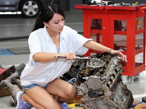 清理积碳根本不用跑高速，维修工教你两个土办法，积碳很快全跑光