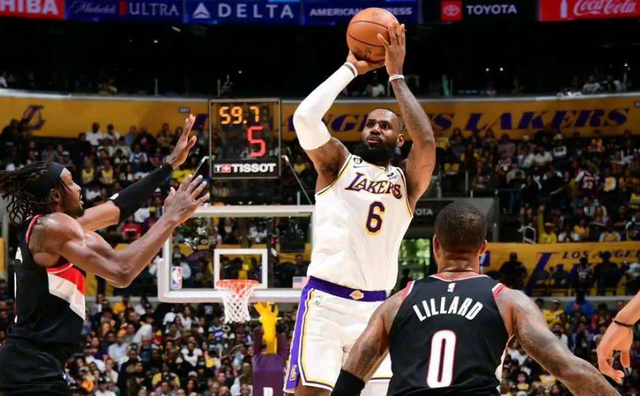 湖人不敌开拓者遭三连败,詹眉砍53分徒劳威少助球队争夺状元签休闲区蓝鸢梦想 - Www.slyday.coM 湖人不敌开拓者遭三连败,詹眉砍53分徒劳威少助球队争夺状元签休闲区蓝鸢梦想 - Www.slyday.coM