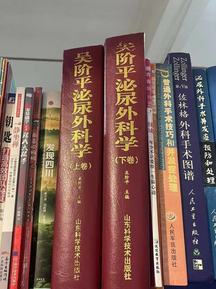 藏书十万，近爆红，小程序会员增加2000人！杭州这家仓库二手书店活了插图11