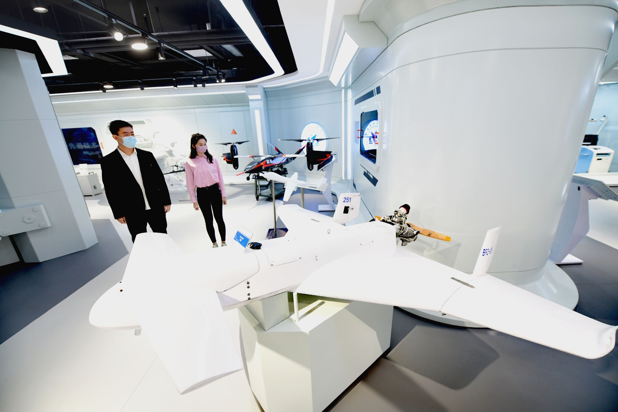 北航迎来70周年校庆,近十年科技创新成果集中亮相休闲区蓝鸢梦想 - Www.slyday.coM 北航迎来70周年校庆,近十年科技创新成果集中亮相休闲区蓝鸢梦想 - Www.slyday.coM