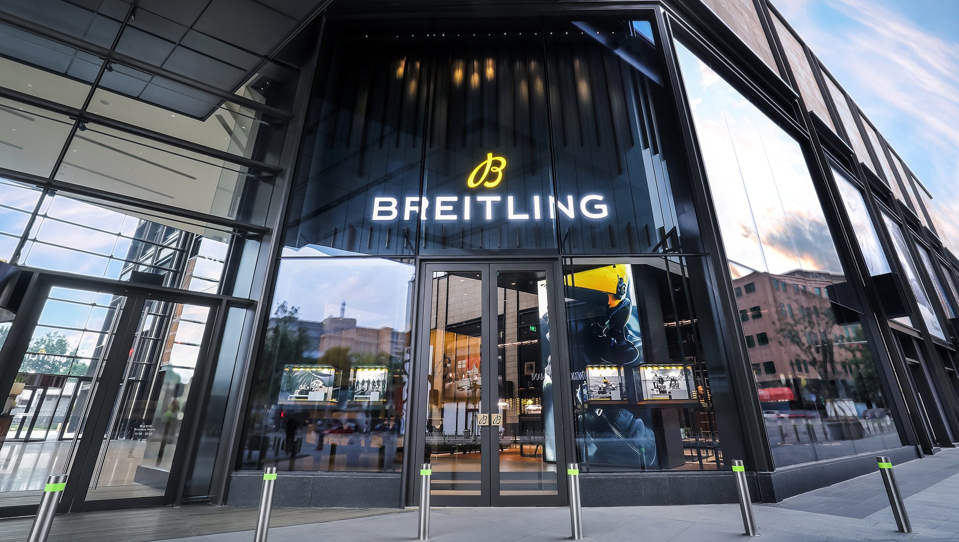 百年灵全球总裁:我们还没充分发挥中国市场的潜力 | 大腕说休闲区蓝鸢梦想 - Www.slyday.coM 百年灵全球总裁:我们还没充分发挥中国市场的潜力 | 大腕说休闲区蓝鸢梦想 - Www.slyday.coM