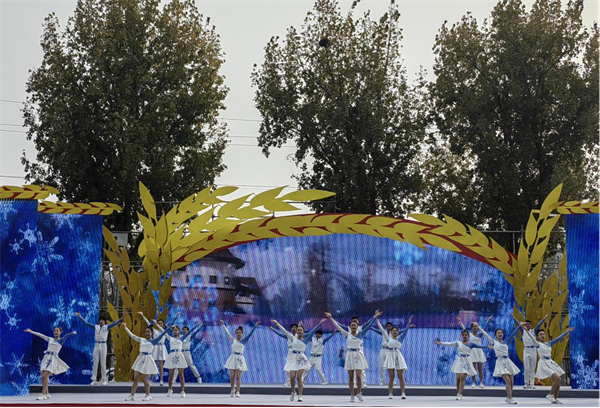 第33届北京农民艺术节“乡村大舞台”大兴区预赛暨专场展演成功举办休闲区蓝鸢梦想 - Www.slyday.coM 第33届北京农民艺术节“乡村大舞台”大兴区预赛暨专场展演成功举办休闲区蓝鸢梦想 - Www.slyday.coM