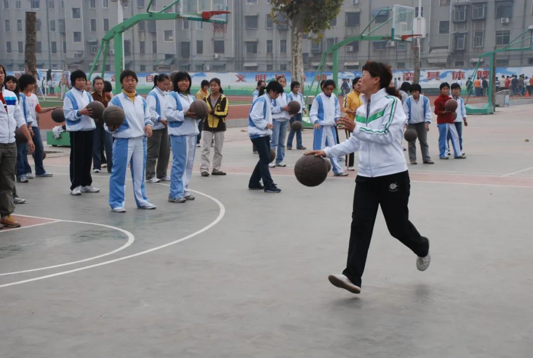 传承大家名师风范 赓续百廿开高精神休闲区蓝鸢梦想 - Www.slyday.coM 传承大家名师风范 赓续百廿开高精神休闲区蓝鸢梦想 - Www.slyday.coM