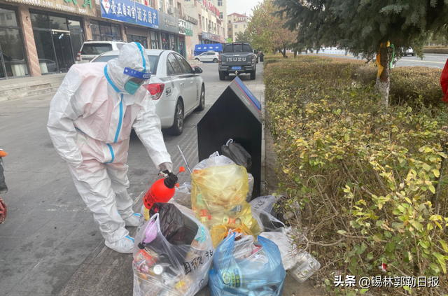 筑起疫情防控的“橙色防线”休闲区蓝鸢梦想 - Www.slyday.coM 筑起疫情防控的“橙色防线”休闲区蓝鸢梦想 - Www.slyday.coM