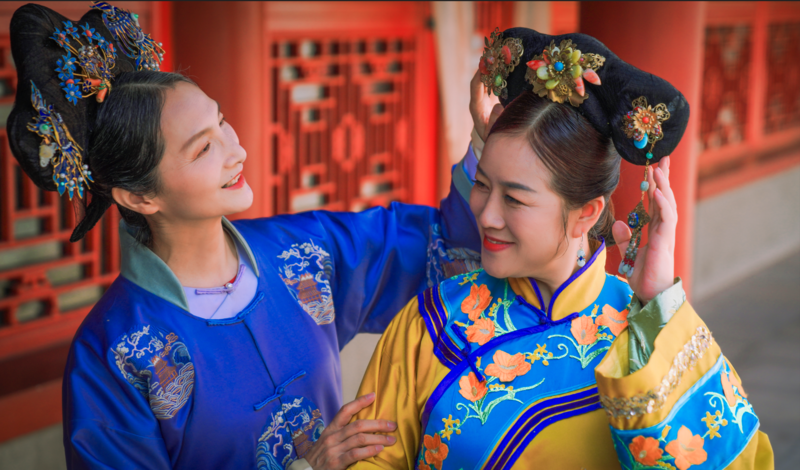 退休阿姨包剧组翻拍《甄嬛传》?火了!休闲区蓝鸢梦想 - Www.slyday.coM 退休阿姨包剧组翻拍《甄嬛传》?火了!休闲区蓝鸢梦想 - Www.slyday.coM