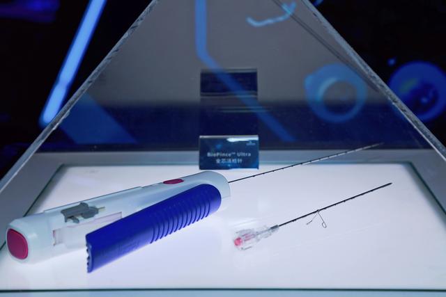 进博朋友圈|去年在中国首秀,全芯活检枪将在进博会官宣上市休闲区蓝鸢梦想 - Www.slyday.coM 进博朋友圈|去年在中国首秀,全芯活检枪将在进博会官宣上市休闲区蓝鸢梦想 - Www.slyday.coM