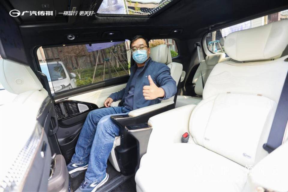 创天地 领风云——新一代M8豪华MPV宗师系列迎势而来休闲区蓝鸢梦想 - Www.slyday.coM 创天地 领风云——新一代M8豪华MPV宗师系列迎势而来休闲区蓝鸢梦想 - Www.slyday.coM