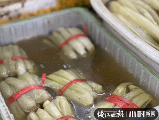 杭州人一提起就流口水的“二冬”上市,就是有点贵,两根就要50多!休闲区蓝鸢梦想 - Www.slyday.coM 杭州人一提起就流口水的“二冬”上市,就是有点贵,两根就要50多!休闲区蓝鸢梦想 - Www.slyday.coM