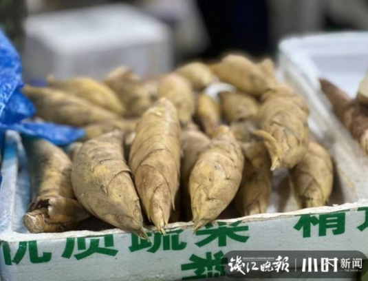 杭州人一提起就流口水的“二冬”上市,就是有点贵,两根就要50多!休闲区蓝鸢梦想 - Www.slyday.coM 杭州人一提起就流口水的“二冬”上市,就是有点贵,两根就要50多!休闲区蓝鸢梦想 - Www.slyday.coM