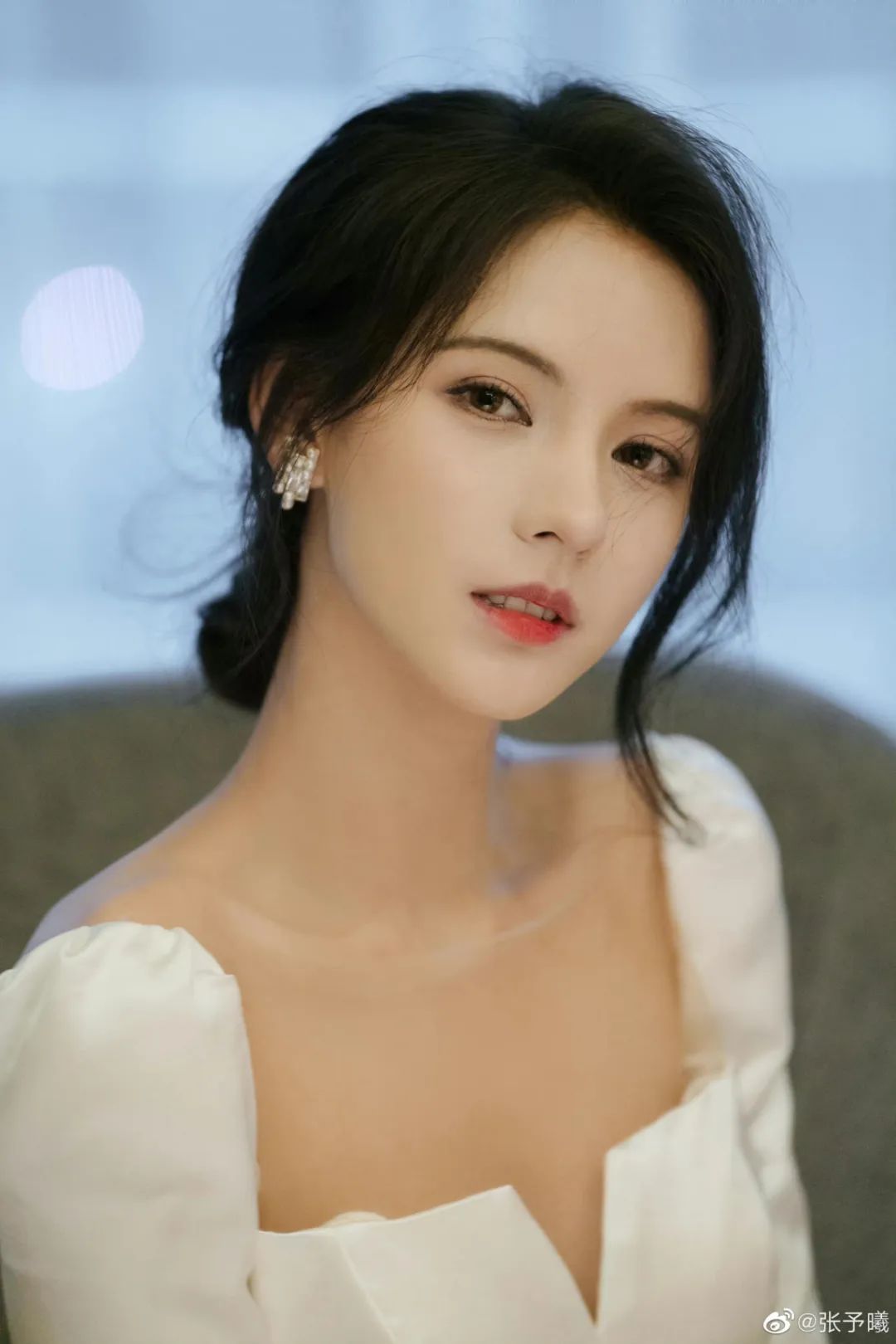 没剪掉发的女星,前段时间都在夸耀脑后的“低茄子”–星晚资源网抖音视频素材库-高清正版无水印图片文案下载-星晚资源网自媒体技巧4 没剪掉发的女星,前段时间都在夸耀脑后的“低茄子”–星晚资源网抖音视频素材库-高清正版无水印图片文案下载-星晚资源网自媒体技巧4