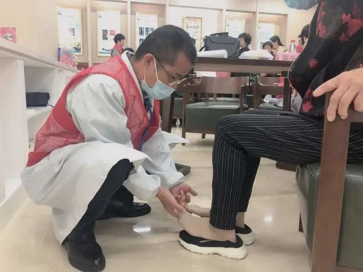 边抗衰老边急诊的他走了,临终时最终两条手机短信让人泪目–星晚资源网抖音视频素材库-高清正版无水印图片文案下载-星晚资源网自媒体技巧 边抗衰老边急诊的他走了,临终时最终两条手机短信让人泪目–星晚资源网抖音视频素材库-高清正版无水印图片文案下载-星晚资源网自媒体技巧