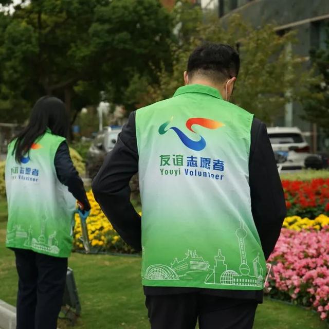 “创全”马路上,她们是一道道亮丽的一景–星晚资源网抖音视频素材库-高清正版无水印图片文案下载-星晚资源网自媒体技巧2 “创全”马路上,她们是一道道亮丽的一景–星晚资源网抖音视频素材库-高清正版无水印图片文案下载-星晚资源网自媒体技巧2
