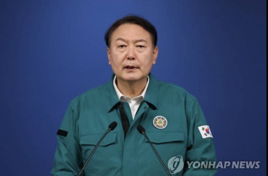 韩国梨泰院踩踏事故目击者:陡坡窄巷挤满人,踩踏现场“堆叠了5到6层人”休闲区蓝鸢梦想 - Www.slyday.coM 韩国梨泰院踩踏事故目击者:陡坡窄巷挤满人,踩踏现场“堆叠了5到6层人”休闲区蓝鸢梦想 - Www.slyday.coM