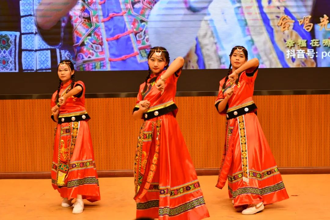 快来围观!崇左市服务2022年广西文化旅游发展大会骨干志愿者选拔大赛休闲区蓝鸢梦想 - Www.slyday.coM 快来围观!崇左市服务2022年广西文化旅游发展大会骨干志愿者选拔大赛休闲区蓝鸢梦想 - Www.slyday.coM