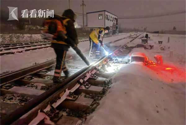 视频|吉林迎第一场积雪广铁集团全力以赴保证货物运输安全可靠–星晚资源网抖音视频素材库-高清正版无水印图片文案下载-星晚资源网自媒体技巧2 视频|吉林迎第一场积雪广铁集团全力以赴保证货物运输安全可靠–星晚资源网抖音视频素材库-高清正版无水印图片文案下载-星晚资源网自媒体技巧2
