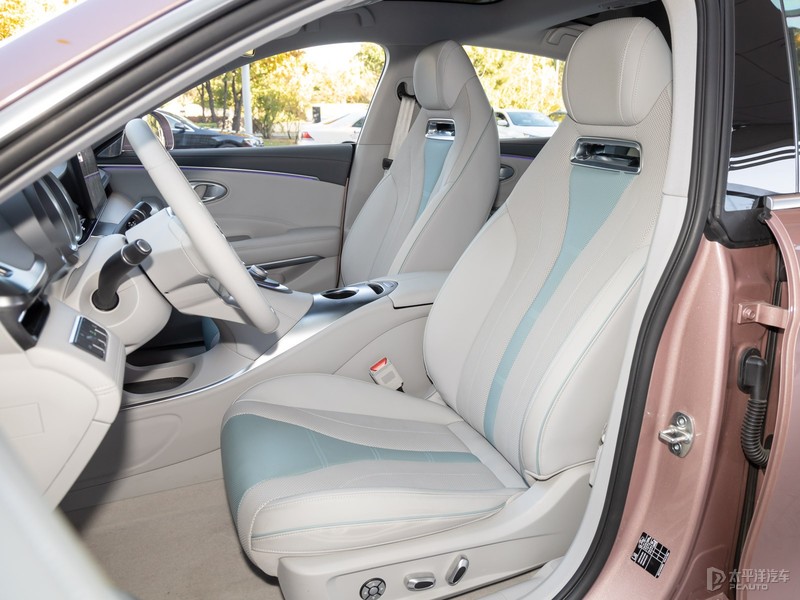 欧拉闪电猫将于今日上市 无框车门+轿跑造型惹人注目休闲区蓝鸢梦想 - Www.slyday.coM 欧拉闪电猫将于今日上市 无框车门+轿跑造型惹人注目休闲区蓝鸢梦想 - Www.slyday.coM