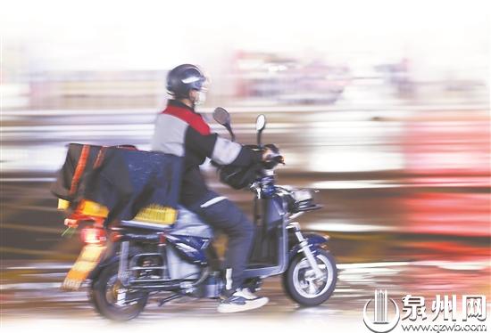 “双11”鸣锣 你的快递“跑”起来了休闲区蓝鸢梦想 - Www.slyday.coM “双11”鸣锣 你的快递“跑”起来了休闲区蓝鸢梦想 - Www.slyday.coM