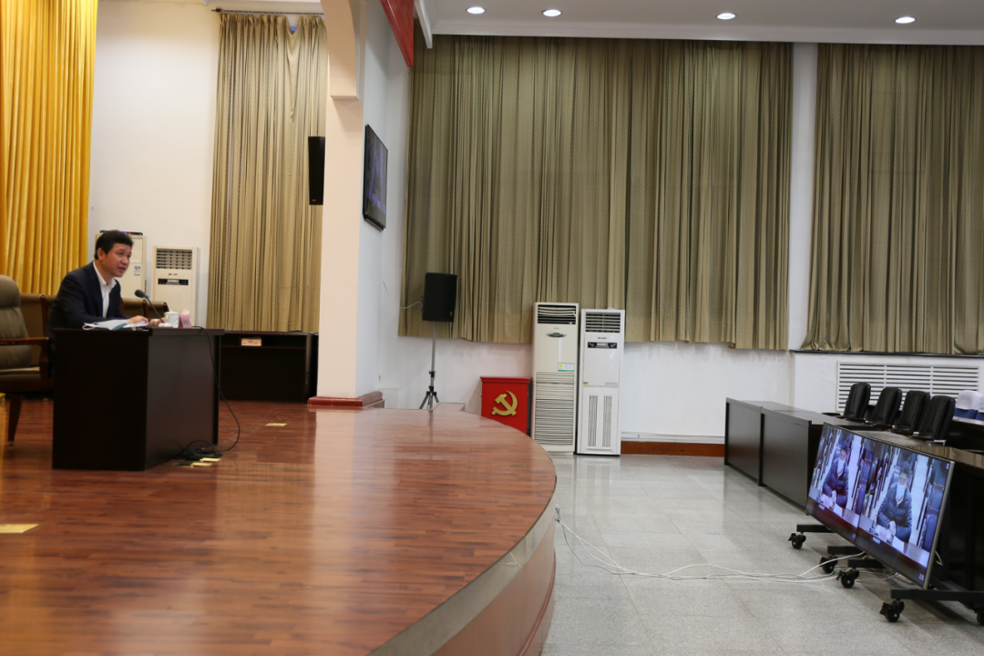 靳国卫以视频连线形式点调各县(市)区疫情防控工作强调:严格静态管理要求 推动精准有序解封休闲区蓝鸢梦想 - Www.slyday.coM 靳国卫以视频连线形式点调各县(市)区疫情防控工作强调:严格静态管理要求 推动精准有序解封休闲区蓝鸢梦想 - Www.slyday.coM