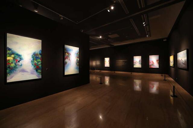 “云梦之境——陆永安艺术展”亮相中国美术馆休闲区蓝鸢梦想 - Www.slyday.coM “云梦之境——陆永安艺术展”亮相中国美术馆休闲区蓝鸢梦想 - Www.slyday.coM