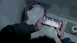 没有一种“社死”会比得上因蹲坑太久而猝死休闲区蓝鸢梦想 - Www.slyday.coM 没有一种“社死”会比得上因蹲坑太久而猝死休闲区蓝鸢梦想 - Www.slyday.coM