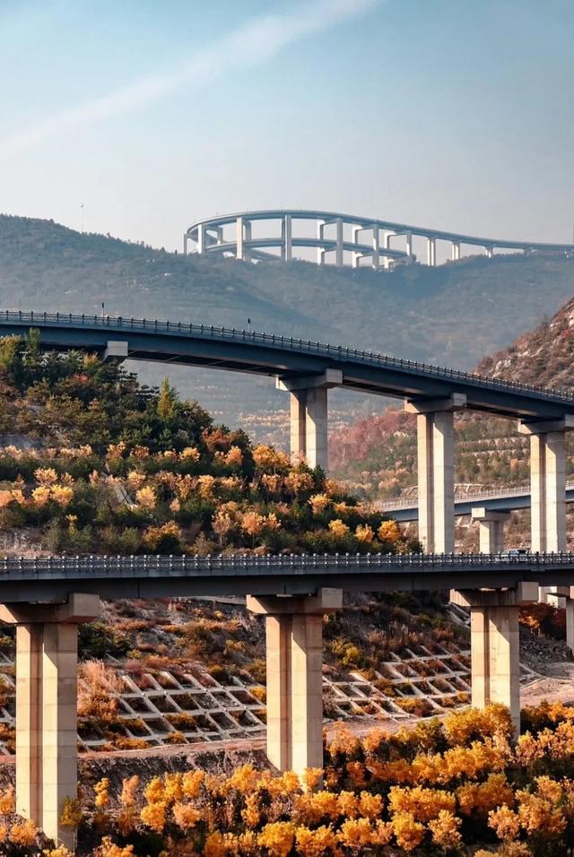 秋意正浓,来一场与秋天的约会吧休闲区蓝鸢梦想 - Www.slyday.coM 秋意正浓,来一场与秋天的约会吧休闲区蓝鸢梦想 - Www.slyday.coM