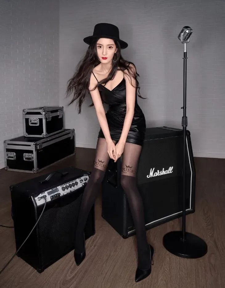 冬天也能“幂式穿搭”【加绒·黑丝透肤袜】,一条零下20℃也能“性感过冬”的保暖“瘦腿”丝袜休闲区蓝鸢梦想 - Www.slyday.coM 冬天也能“幂式穿搭”【加绒·黑丝透肤袜】,一条零下20℃也能“性感过冬”的保暖“瘦腿”丝袜休闲区蓝鸢梦想 - Www.slyday.coM