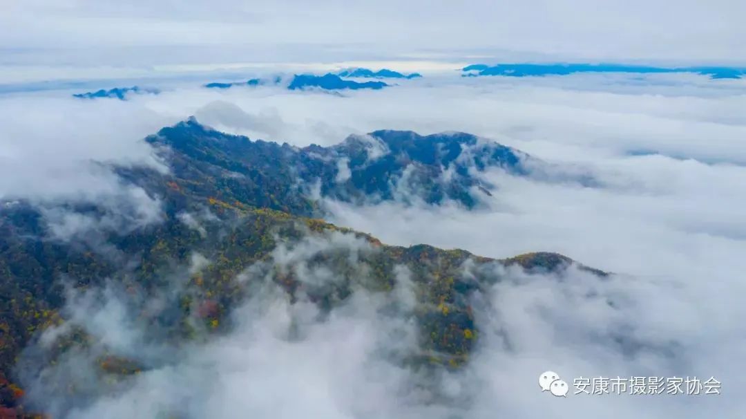 摄影大咖镜头下的岚皋,是什么样子?【959推荐】休闲区蓝鸢梦想 - Www.slyday.coM 摄影大咖镜头下的岚皋,是什么样子?【959推荐】休闲区蓝鸢梦想 - Www.slyday.coM