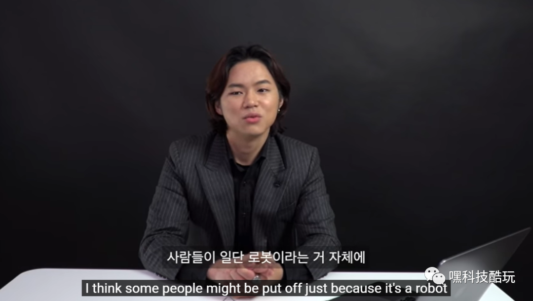 韩国美女博主自曝:脸是假的,脖子以下才是真的!AI换脸为何让人细思极恐?休闲区蓝鸢梦想 - Www.slyday.coM 韩国美女博主自曝:脸是假的,脖子以下才是真的!AI换脸为何让人细思极恐?休闲区蓝鸢梦想 - Www.slyday.coM