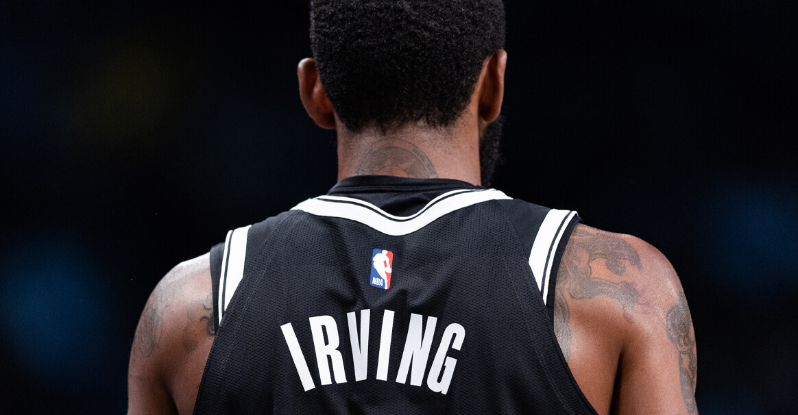 欧文詹姆斯在关键时刻的表现究竟谁更胜一筹