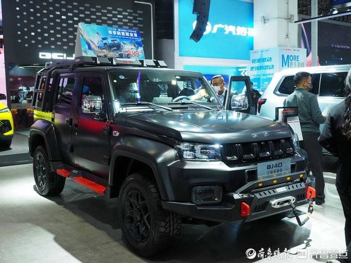 齐鲁国际车展|越野车独成风景，开纯越野野外旅行是梦想