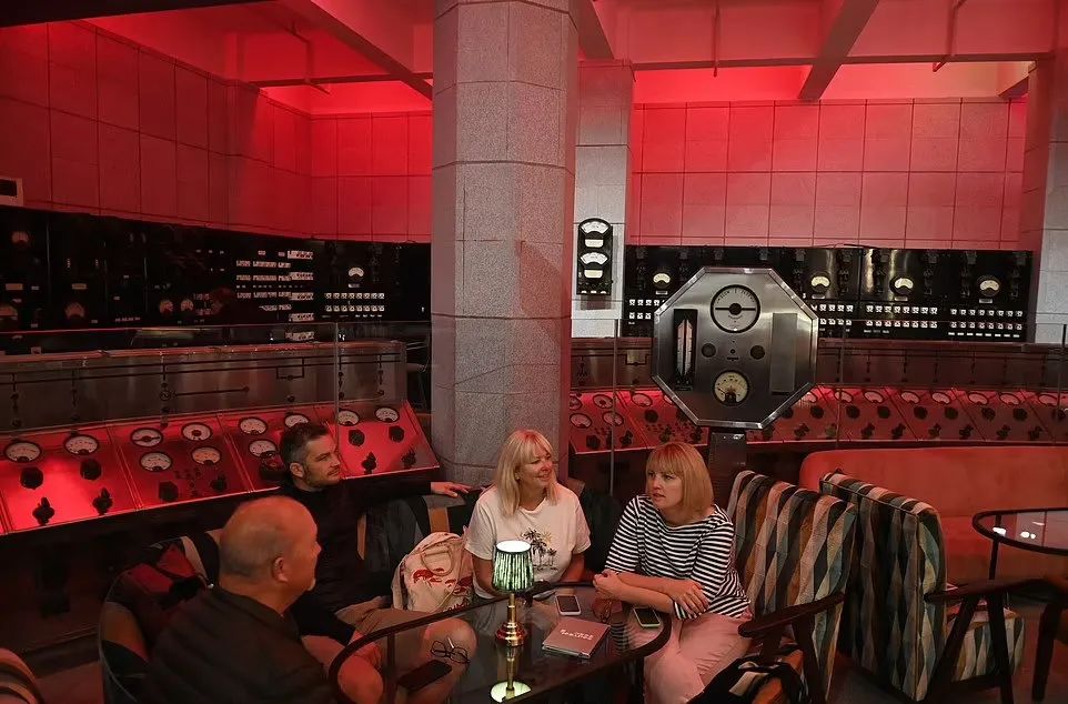 苹果戴森双双把总部搬进发电站,这些老建筑里藏了什么秘密?休闲区蓝鸢梦想 - Www.slyday.coM 苹果戴森双双把总部搬进发电站,这些老建筑里藏了什么秘密?休闲区蓝鸢梦想 - Www.slyday.coM