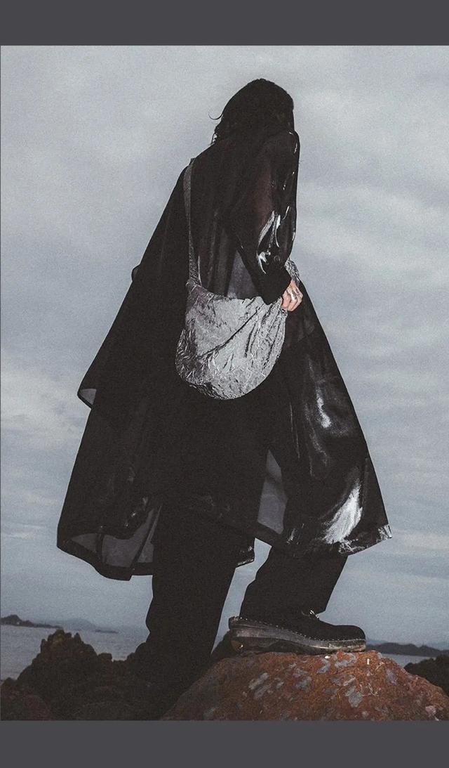 放弃年销千万的店铺后,他给男生做裙裤,还被明星收进衣柜休闲区蓝鸢梦想 - Www.slyday.coM 放弃年销千万的店铺后,他给男生做裙裤,还被明星收进衣柜休闲区蓝鸢梦想 - Www.slyday.coM