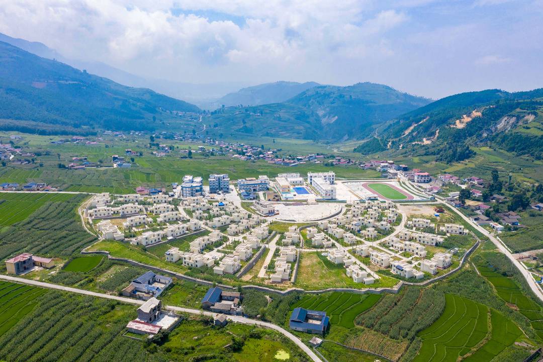 镜头下的大凉山:凉山州成立70周年县市风采——喜德县休闲区蓝鸢梦想 - Www.slyday.coM 镜头下的大凉山:凉山州成立70周年县市风采——喜德县休闲区蓝鸢梦想 - Www.slyday.coM